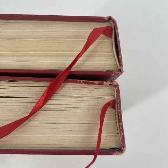 Adolf Hitler Vol 1&2 John Toland International Collectors Library Red Gilt 1976 - Picture 14 of 15